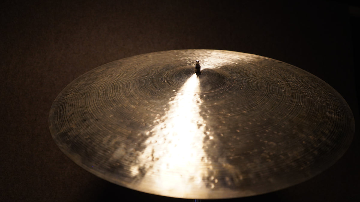 23" Nefertiti 2686g