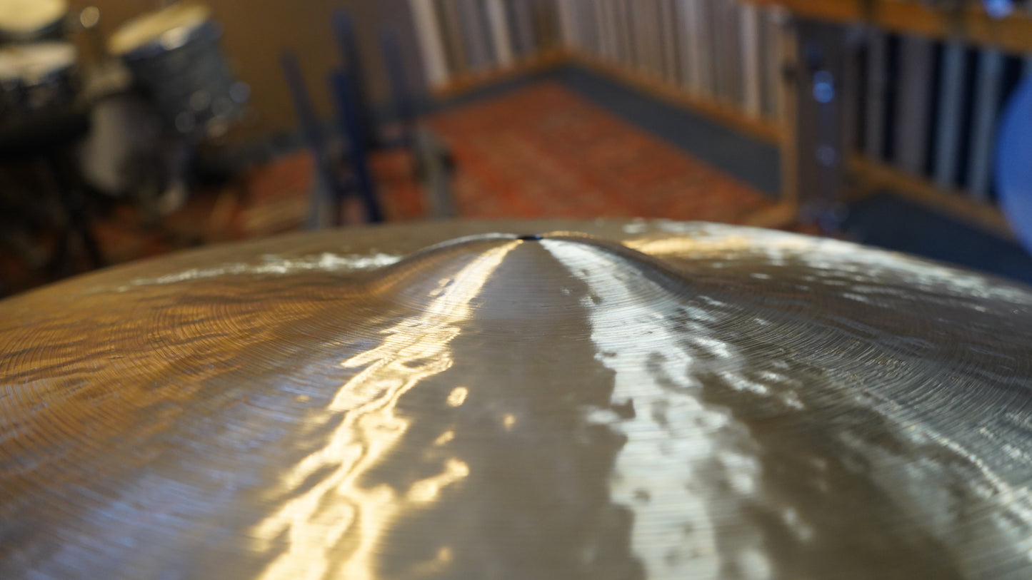 23" TW Tribute 2528g