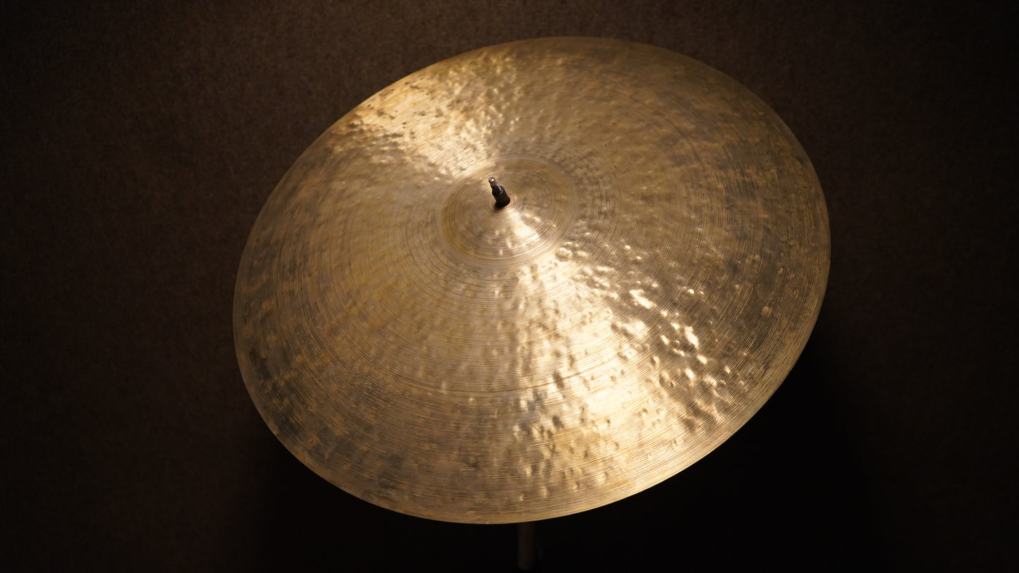 23" Nefertiti 2669g