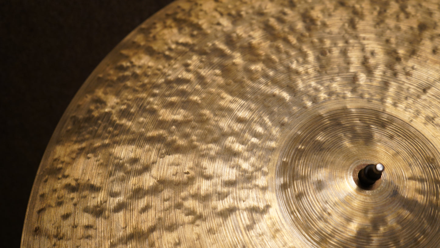 23" Nefertiti 2669g