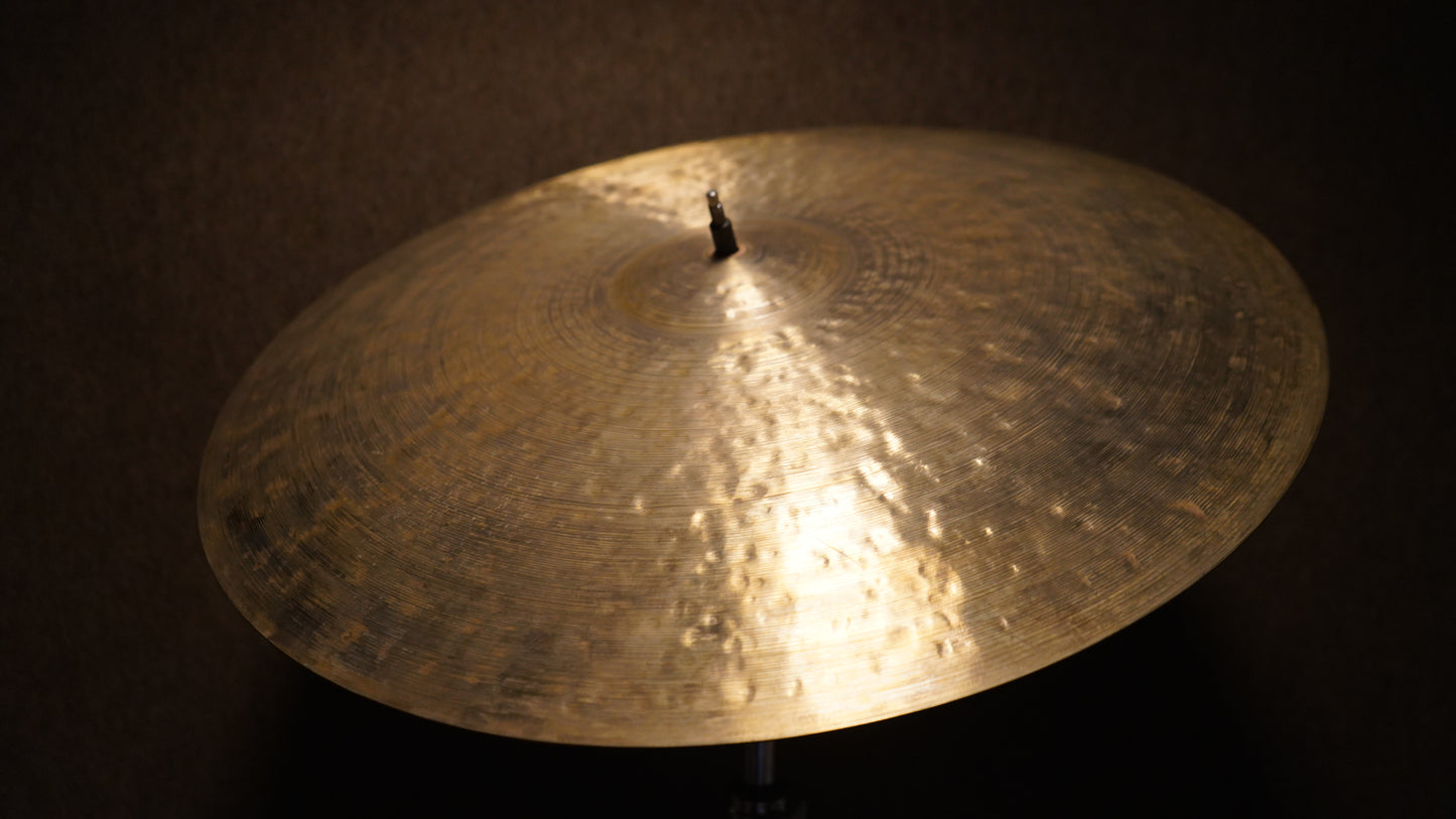 23" Nefertiti 2669g