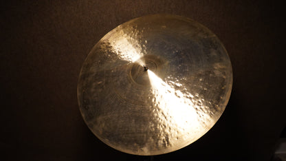 23" Nefertiti CB 2541g