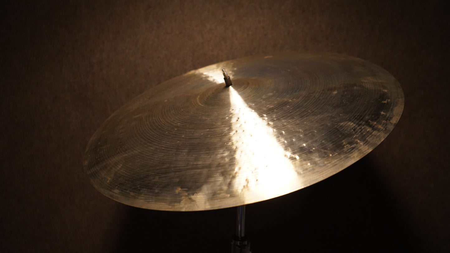 23" Nefertiti CB 2541g
