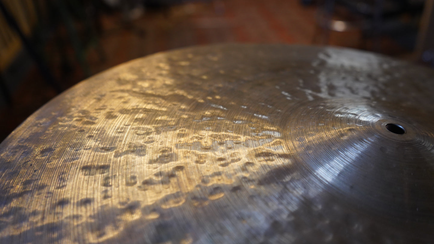22" TW Tribute 2484g
