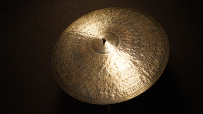 23" Nefertiti 2677g