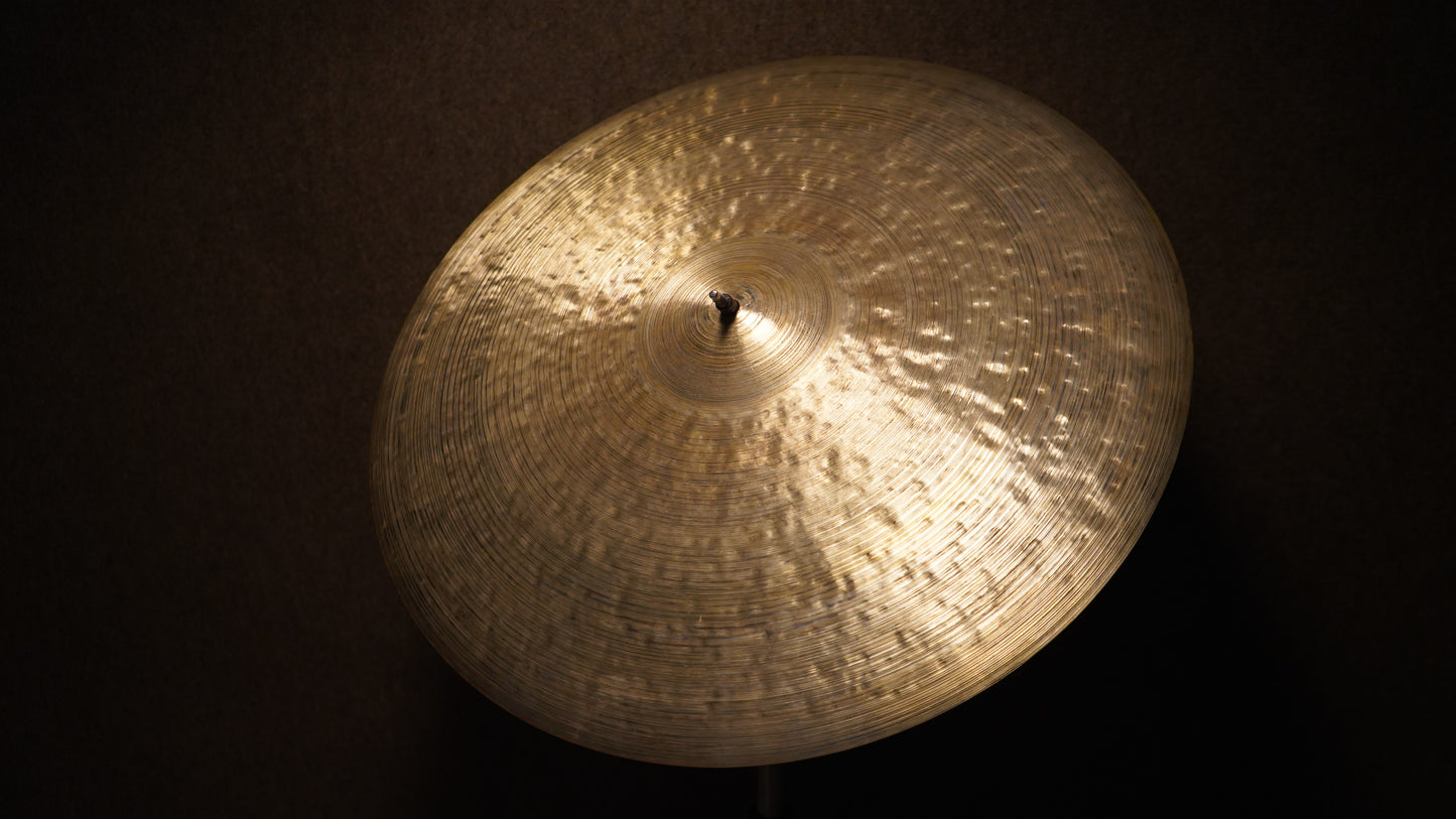 23" Nefertiti CB 2766g