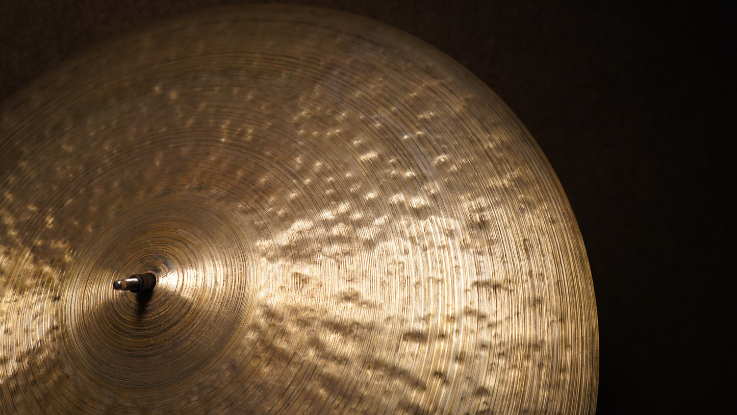 23" Nefertiti CB 2766g
