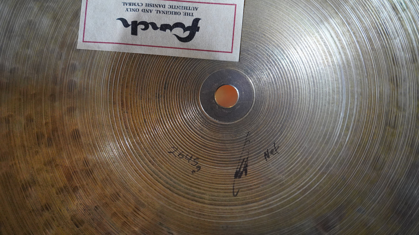 23" Nefertiti CB Tall 2645g