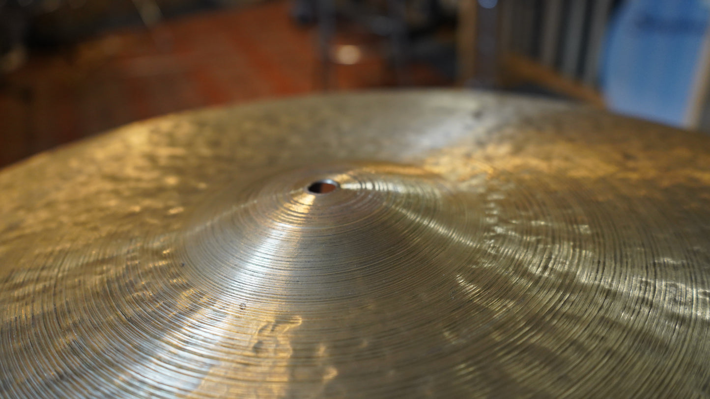 23" Nefertiti CB 2612g