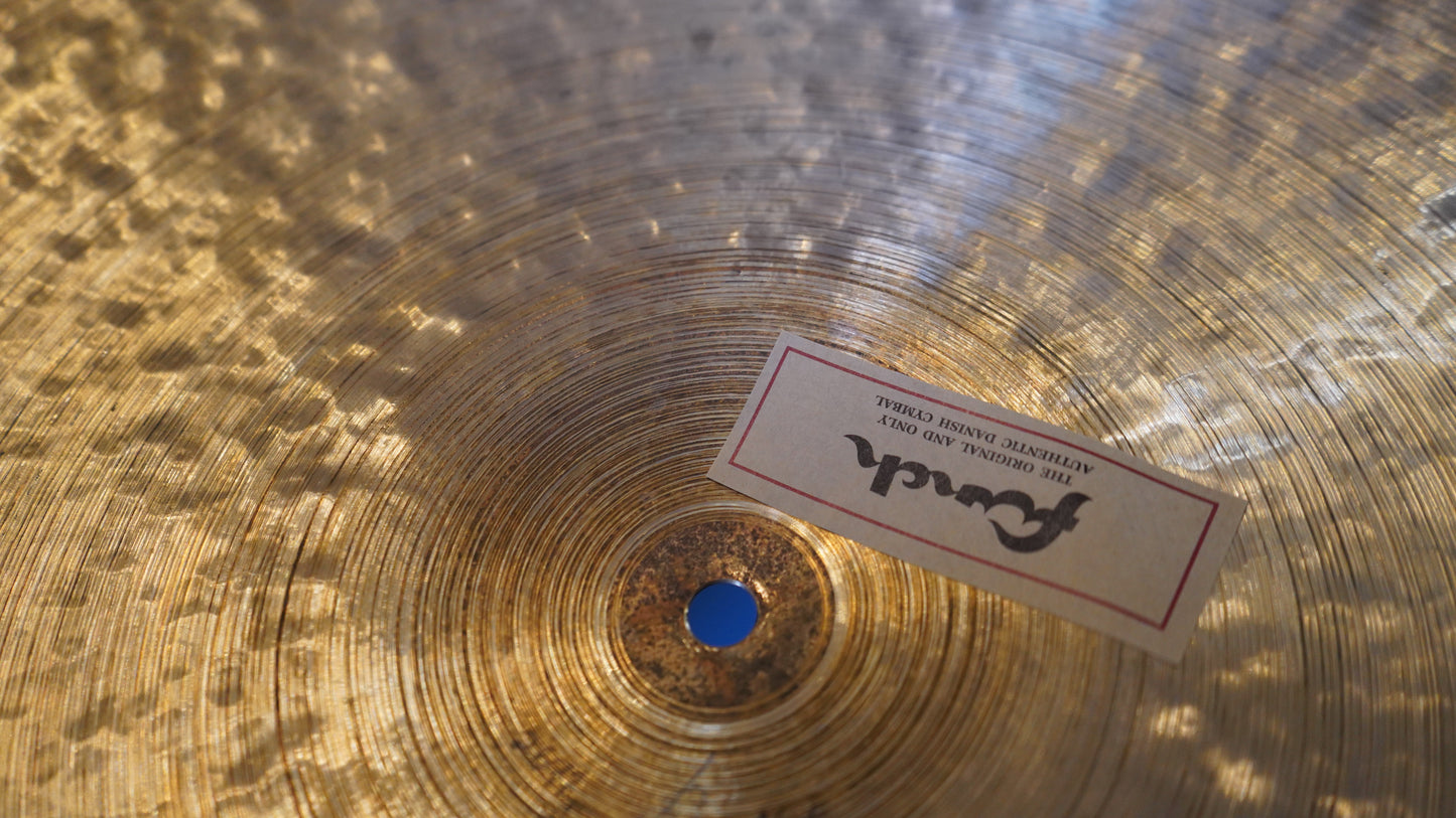 23" Nefertiti CB 2697g