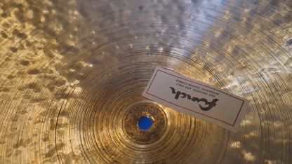 23" Nefertiti CB 2697g