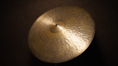23" Gregory Hutchinson Signature 2824g