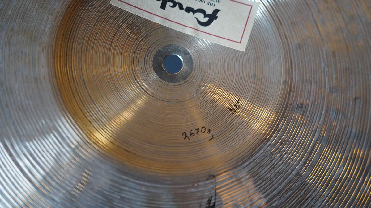 23" Nefertiti 2670g