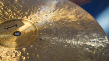 23" Nefertiti 2670g