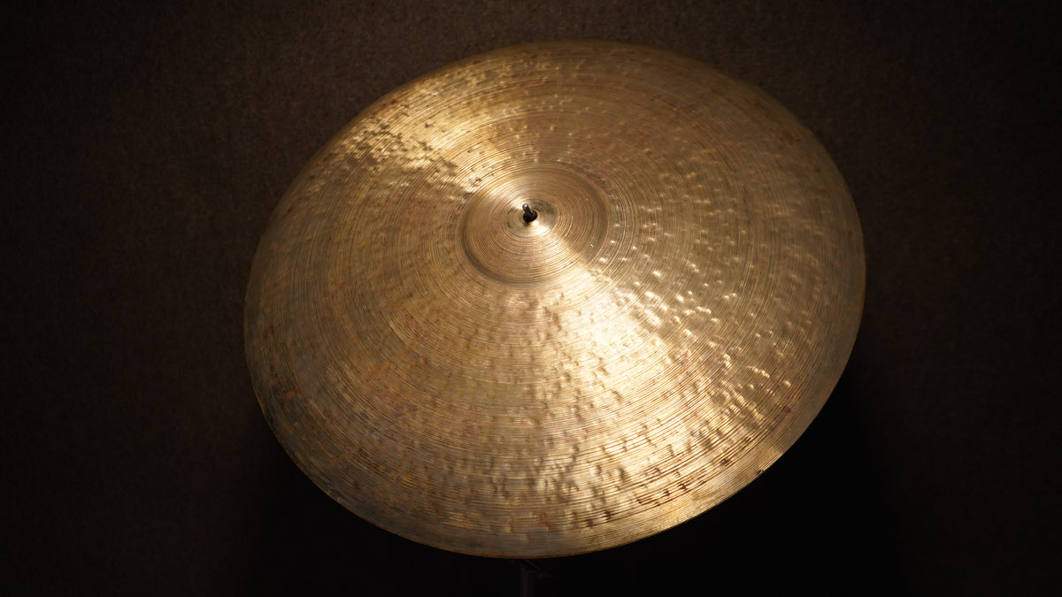 23" Nefertiti 2670g