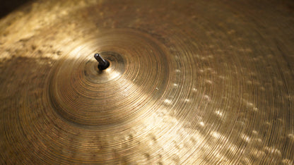 23" Nefertiti 2670g