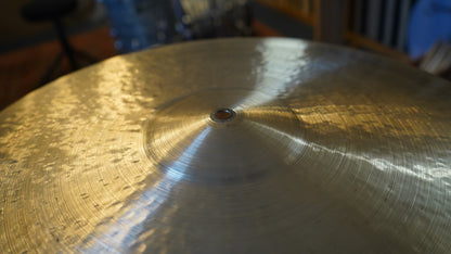 21" Nefertiti 2275g