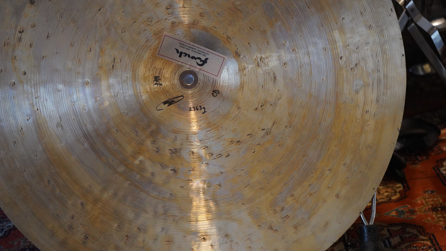 22" Nefertiti 2363g CB