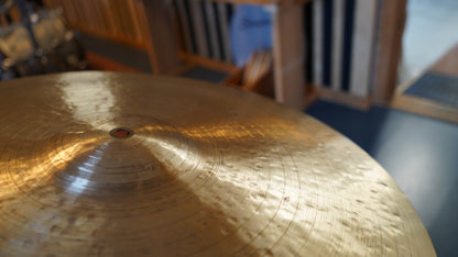 21" Nefertiti 2242g