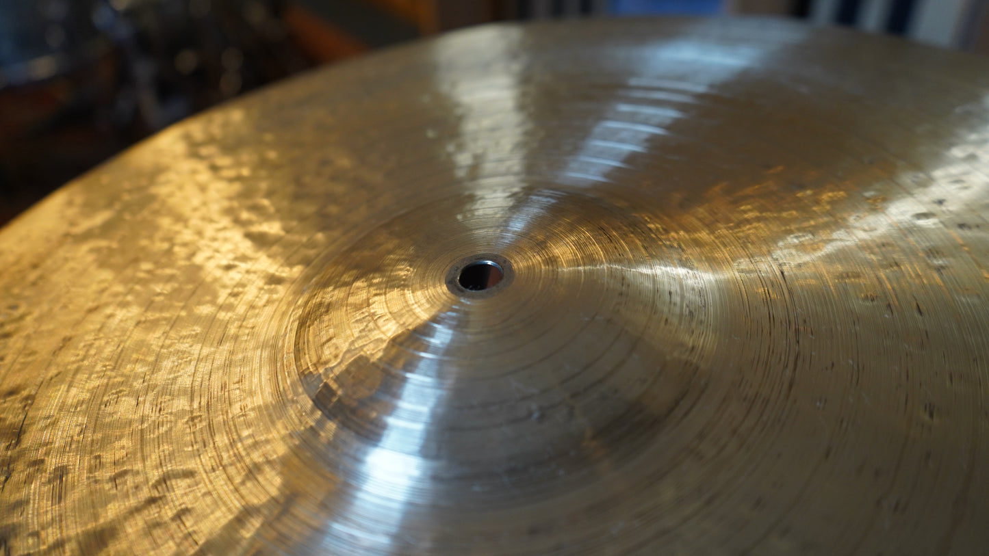 21" Nefertiti 2242g