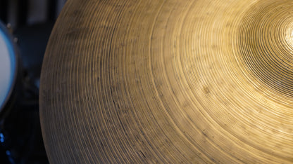 22" Nefertiti 2330g