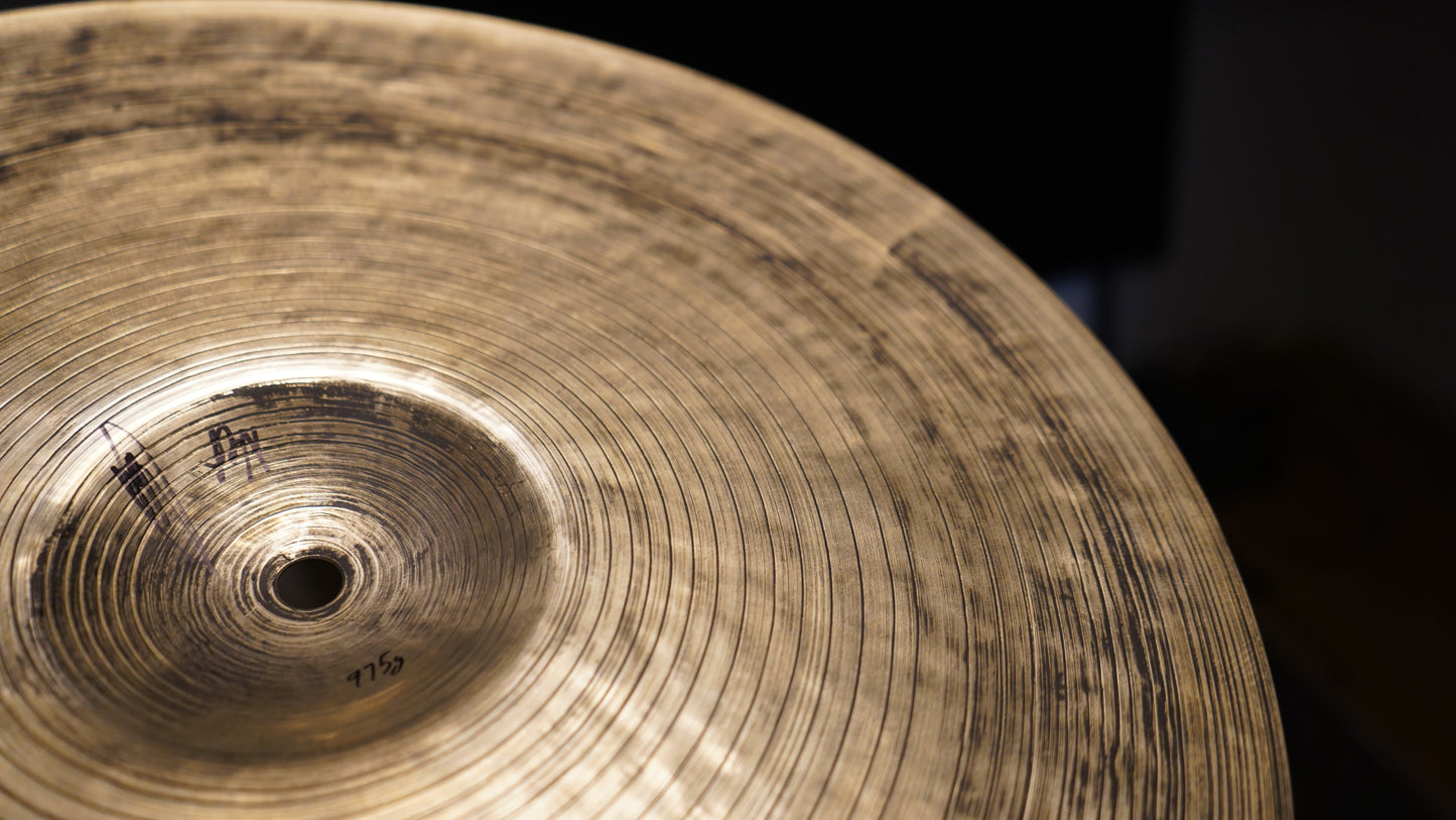 15" Nefertiti Hi-hats 975 / 1168g