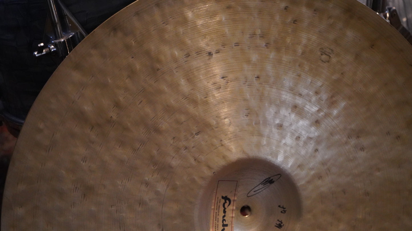 22" Nefertiti 2220g