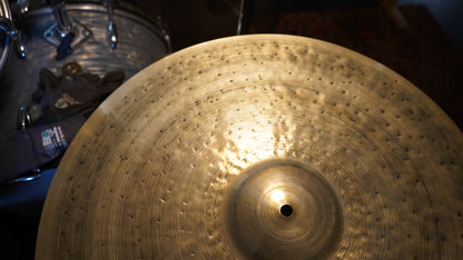 22" Nefertiti 2220g
