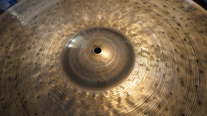 22" Nefertiti 2220g