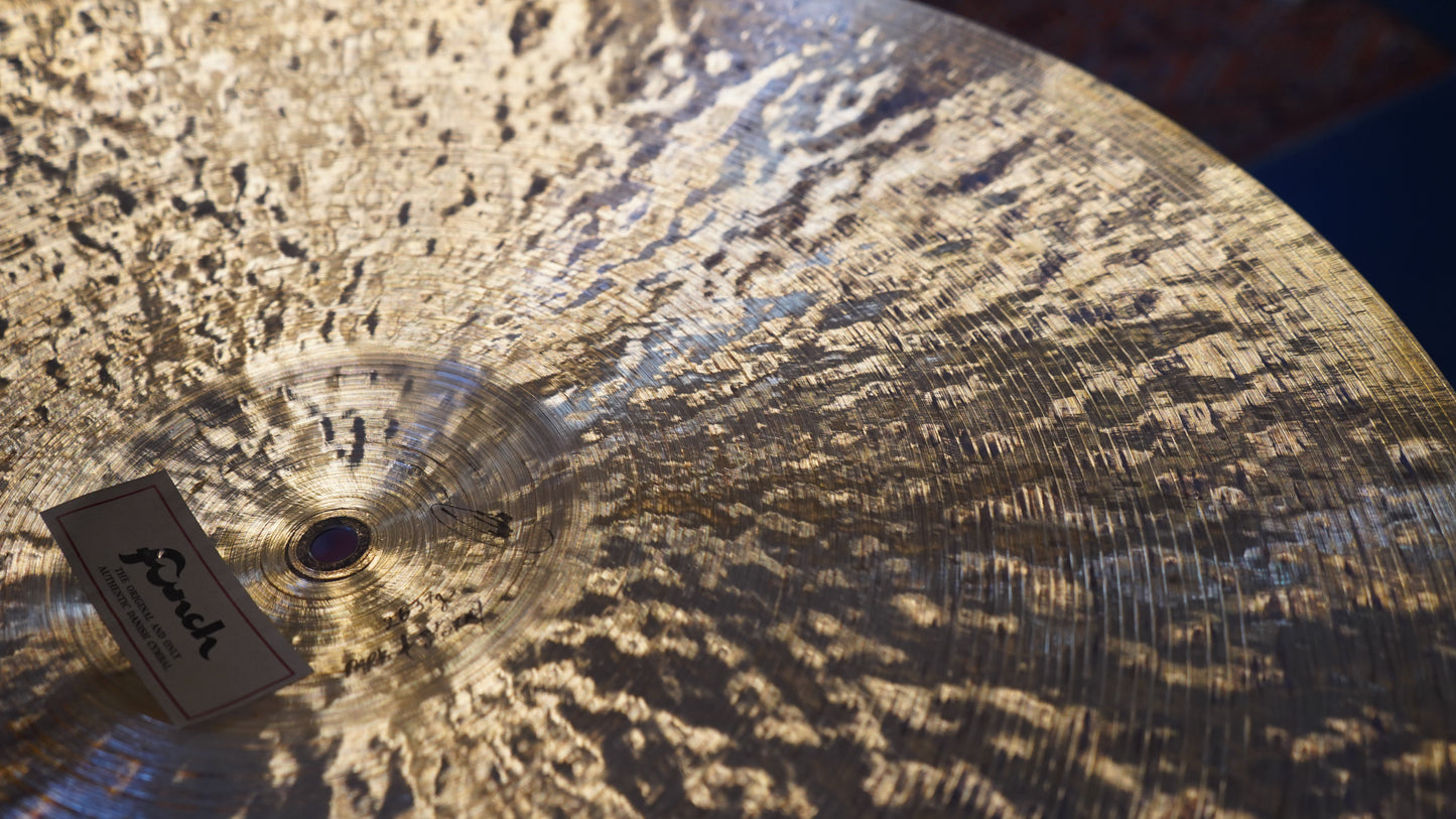 23" Dark & Stormy 2637g