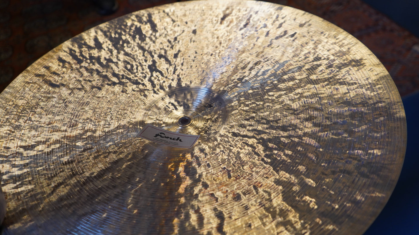 23" Dark & Stormy 2637g