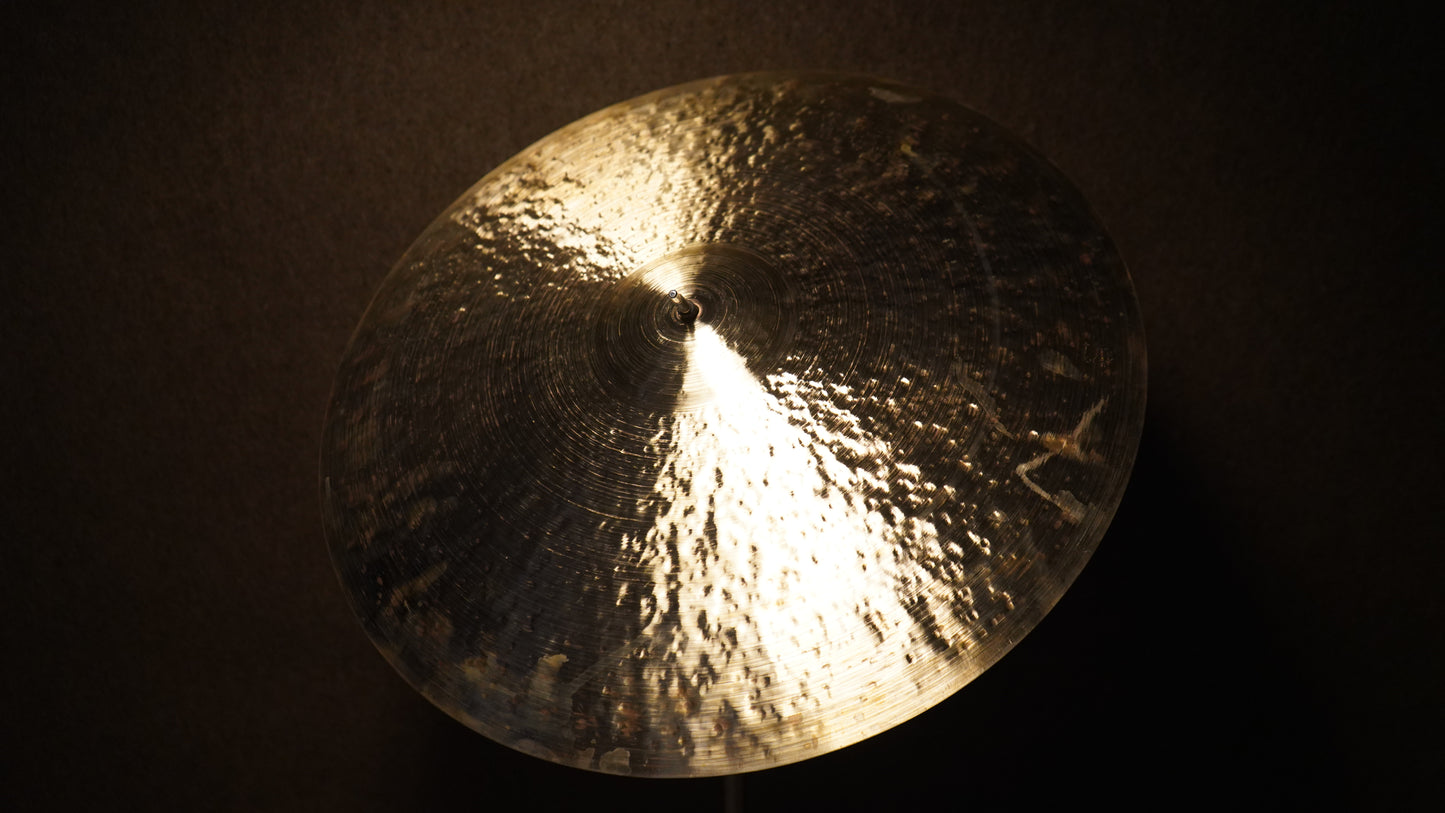 23" Dark & Stormy 2637g