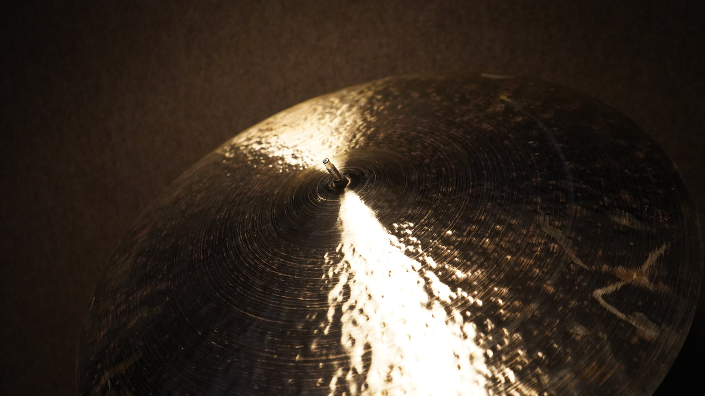 23" Dark & Stormy 2637g