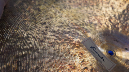 23" Nefertiti 2824g
