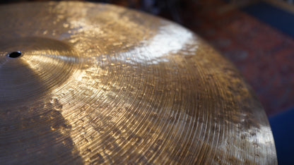 23" Nefertiti 2824g