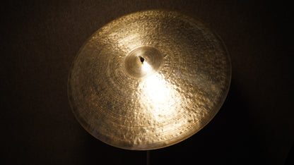 23" Nefertiti 2824g