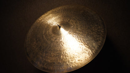 23" Nefertiti 2824g