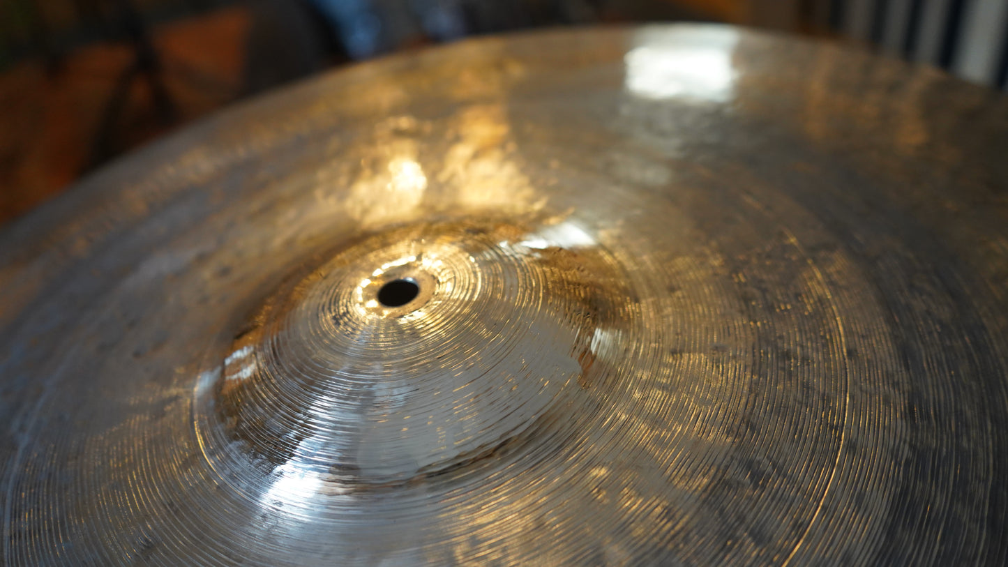 22" HFB 2306g