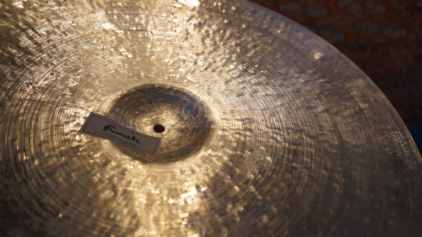 FC 24" TRILOGY 2737g