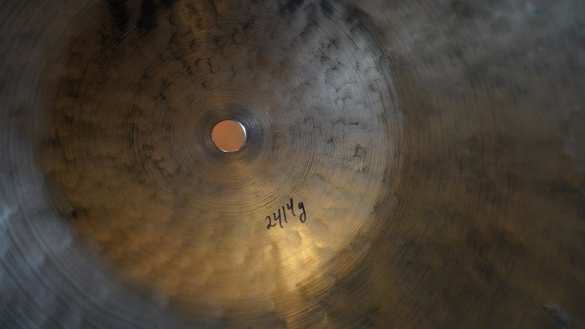 22" Nefertiti 2414g