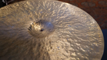 22" Nefertiti 2414g