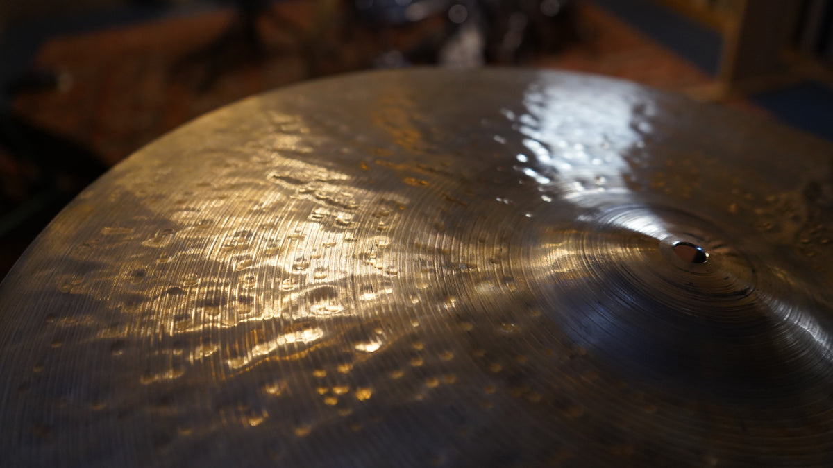 22" Nefertiti 2396g