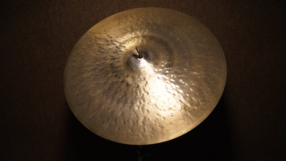 22" Nefertiti 2396g