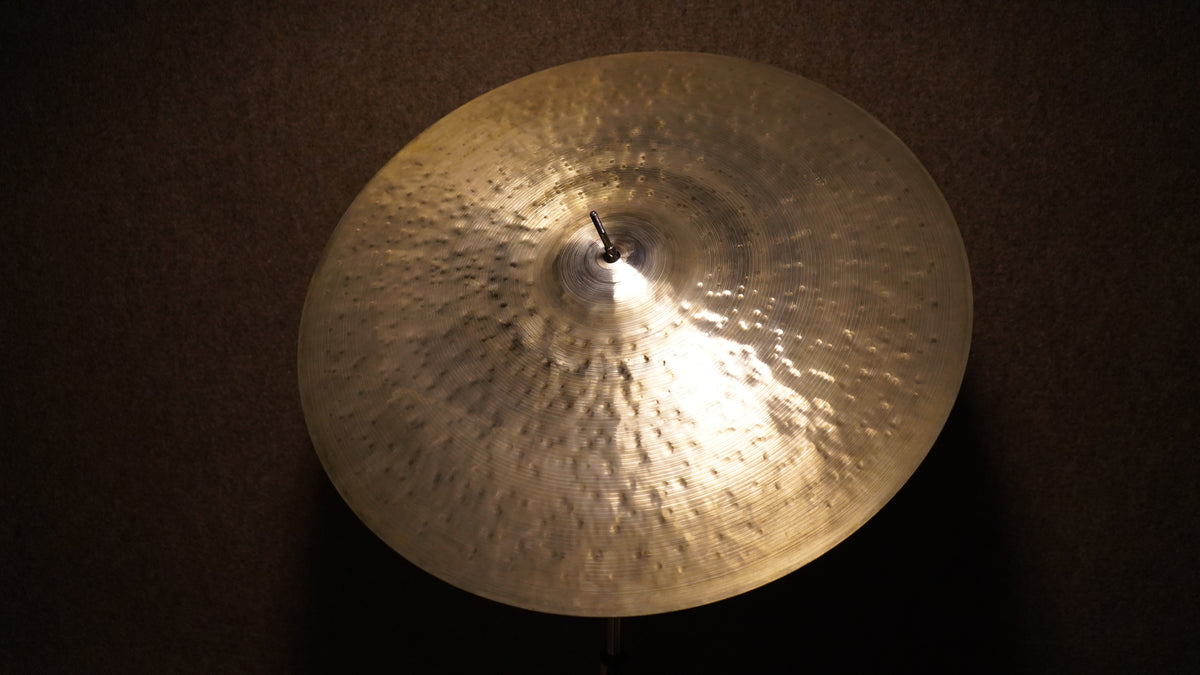 22" Nefertiti 2396g