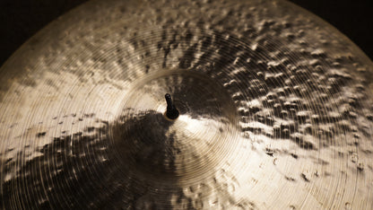21" Nefertiti w/Rivets 2140g