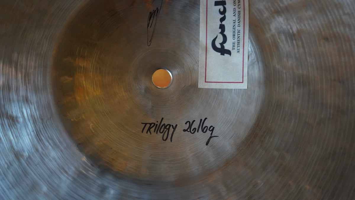 24" Trilogy 2616g