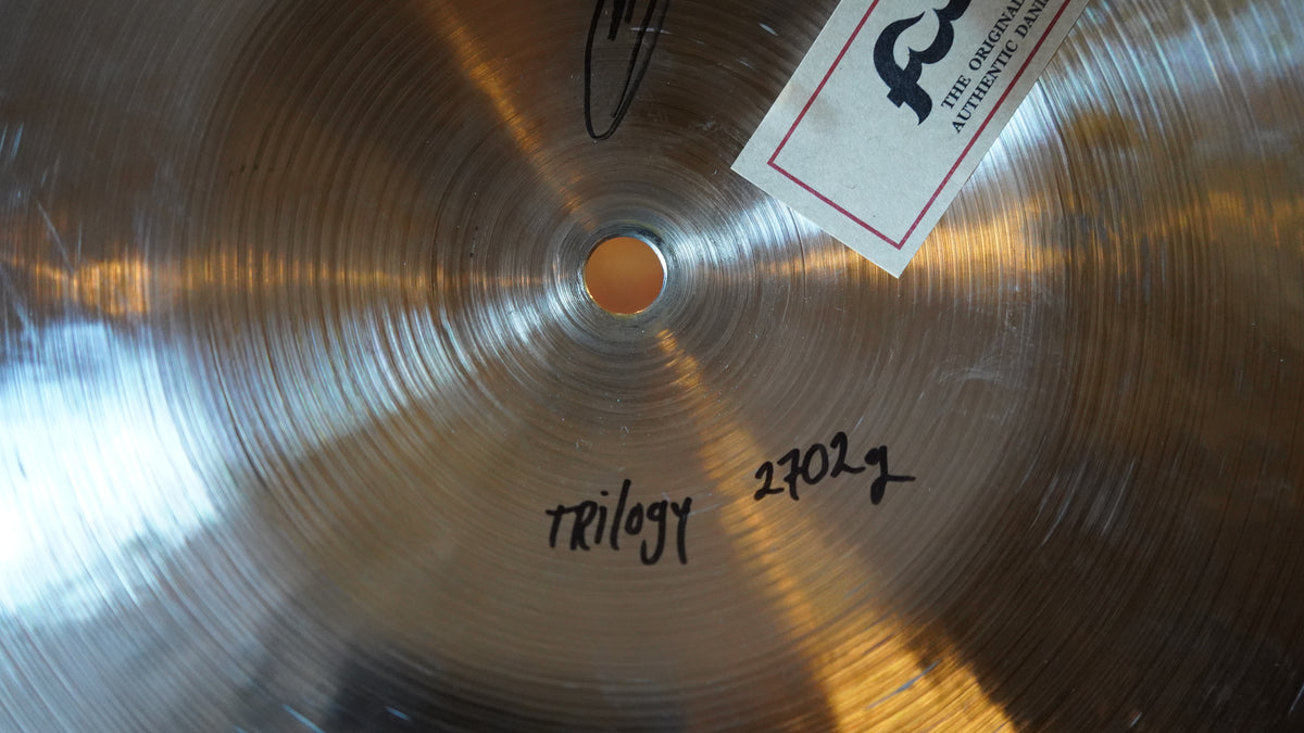 24" Trilogy 2702g