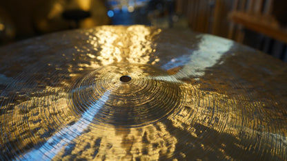 24" Trilogy 2702g
