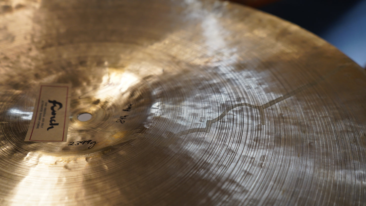 22" Eighth Anniversary 2399g