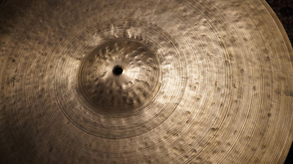 22" Eighth Anniversary 2399g